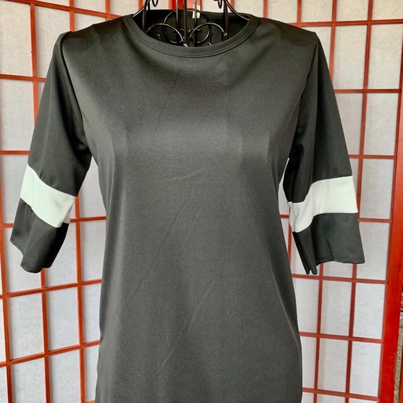 Miss Look Pullover Black Tunic NWOT - Picture 1 of 4